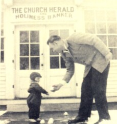 herald and banner about us picture our history